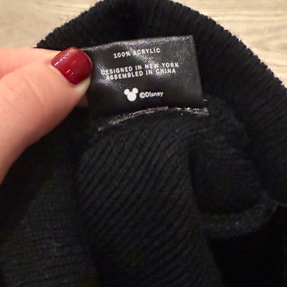 Disney x Kith Mickey Mouse Beanie - Picture 3 of 3